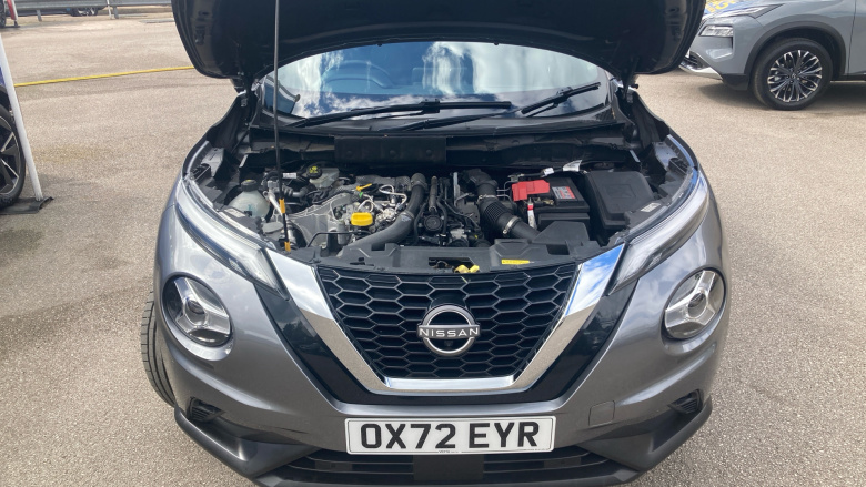 Nissan Juke 1.0 DiG-T 114 Tekna 5dr Petrol Hatchback